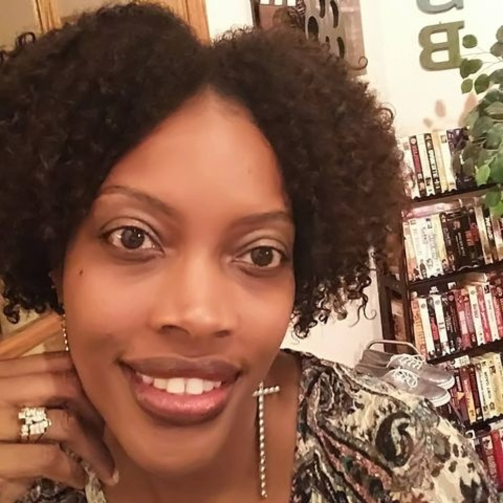 Meet your Posher, Talasha